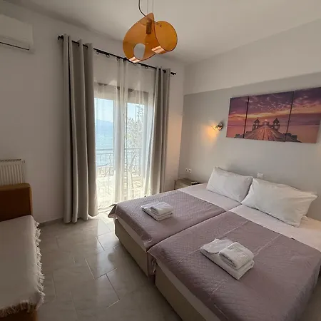 Akrogiali Hotel