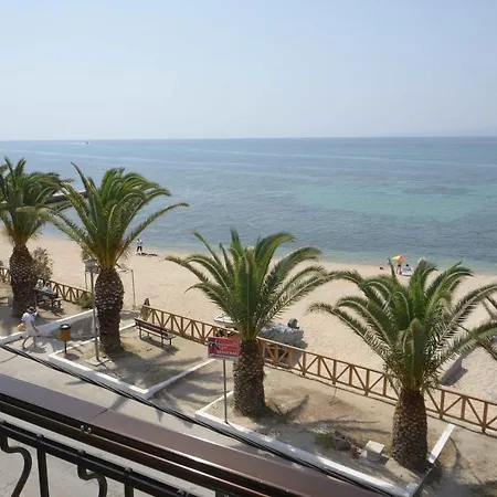 Akrogiali Hotel 2*