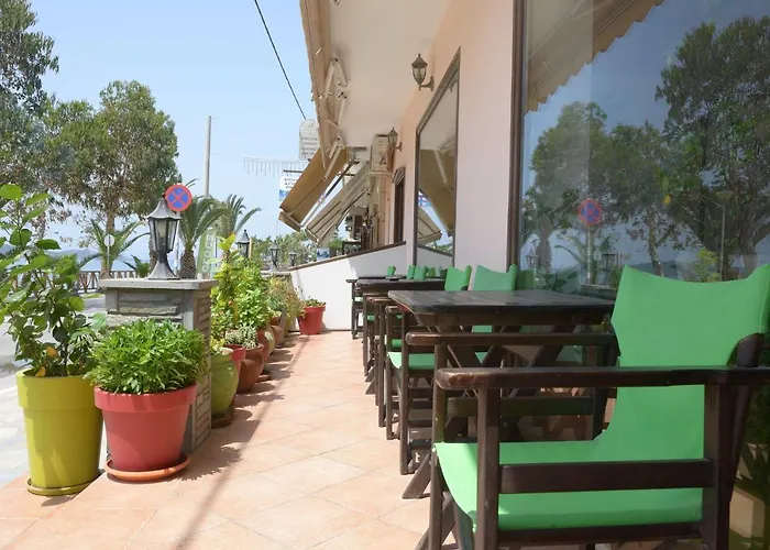 Akrogiali Otel Ouranoupoli