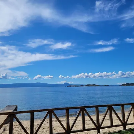 Akrogiali Hotel 2*