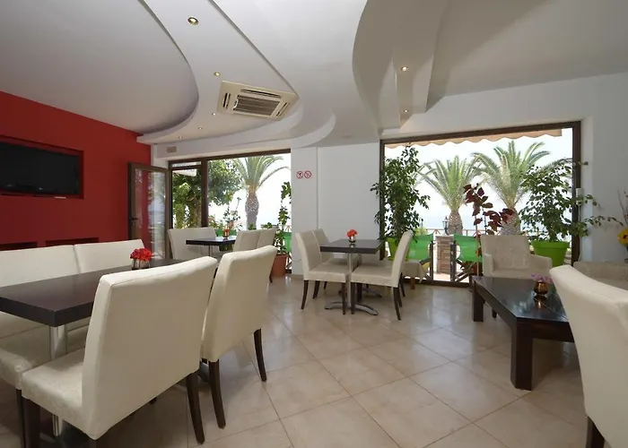 Akrogiali 2* Ouranoupoli