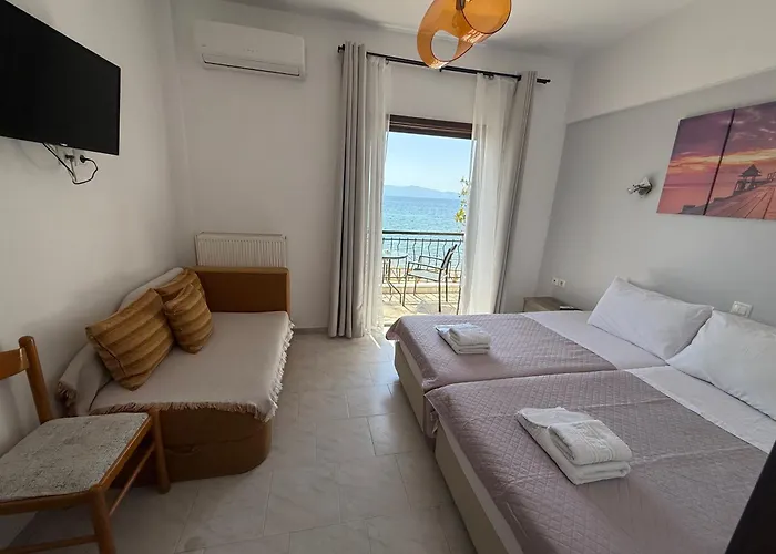 Akrogiali Hotel 2*